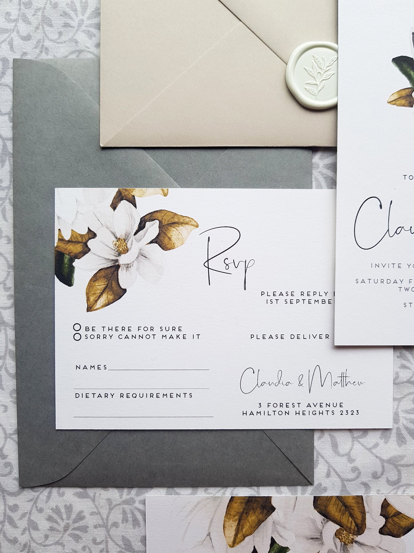 CREST Magnolia Design/Wedding Invitation